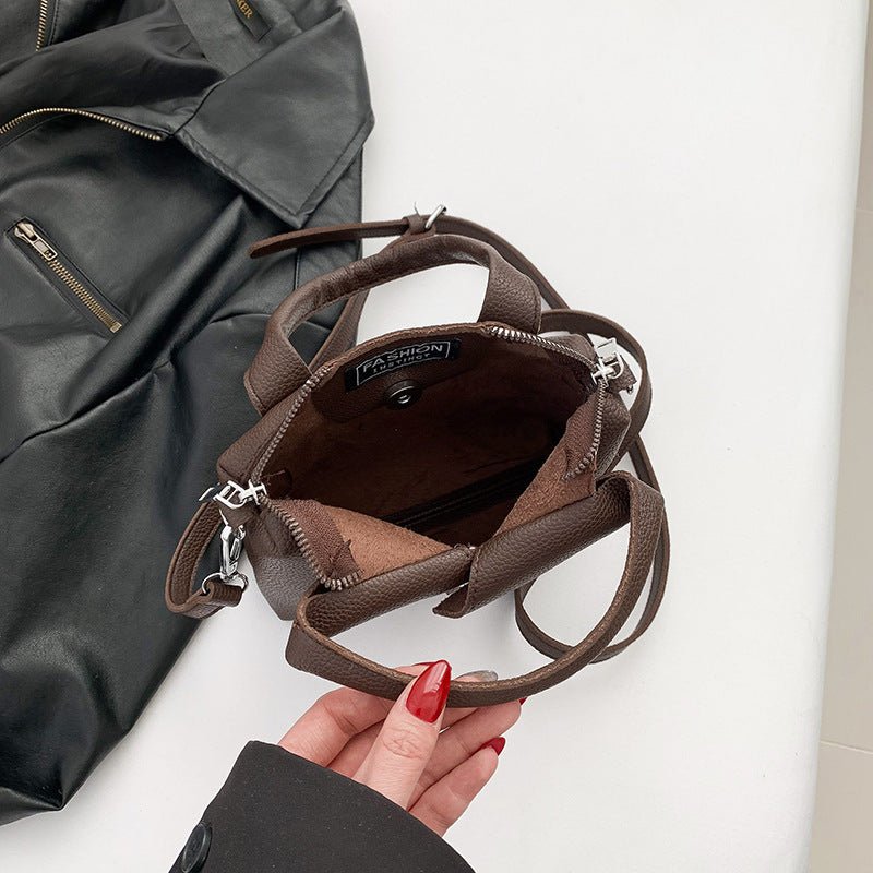 New Clothes Stylish Simple And Versatile Shoulder Crossbody Handbag - 9 Boss Studio Mp3 store